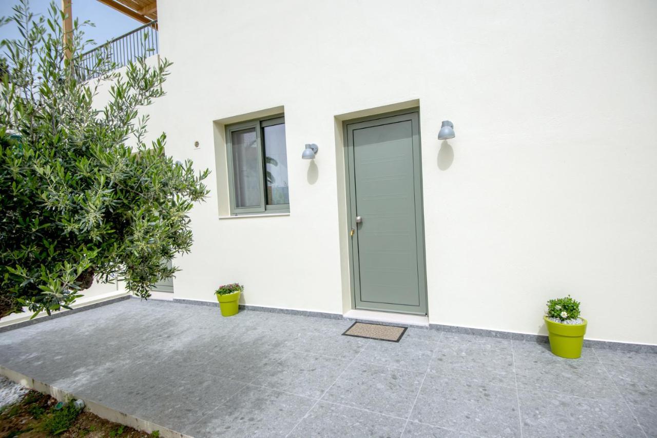 Theros Garden Istro Bagian luar foto